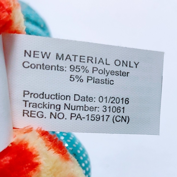 Winkees "Here's Looking at You plush Giraffe stuffed animal toy - Picture 12 of 12